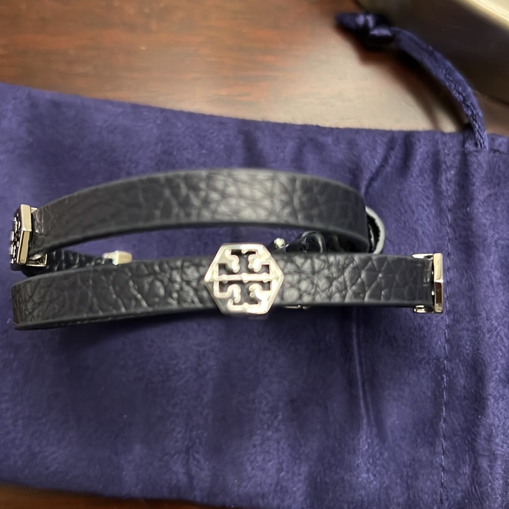 Tory Burch - Picture 2 of 5